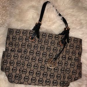 Michael Kors Logo Bag